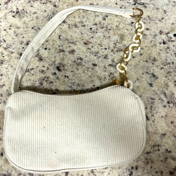 White Ribbed Purse - Picture 1 of 1